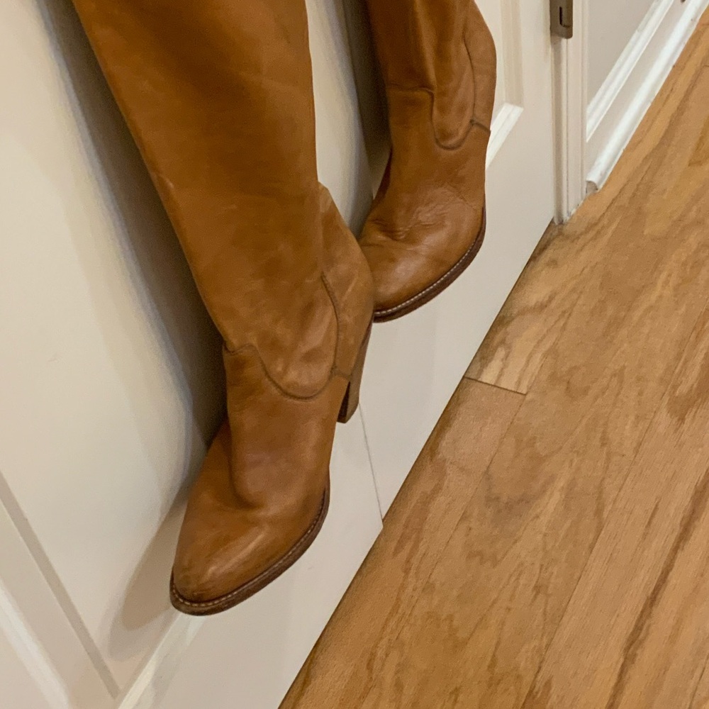 150. EUC Saks Fifth Ave HAND MADE ITALIAN Brown Leather Boots - Picture 5 of 16